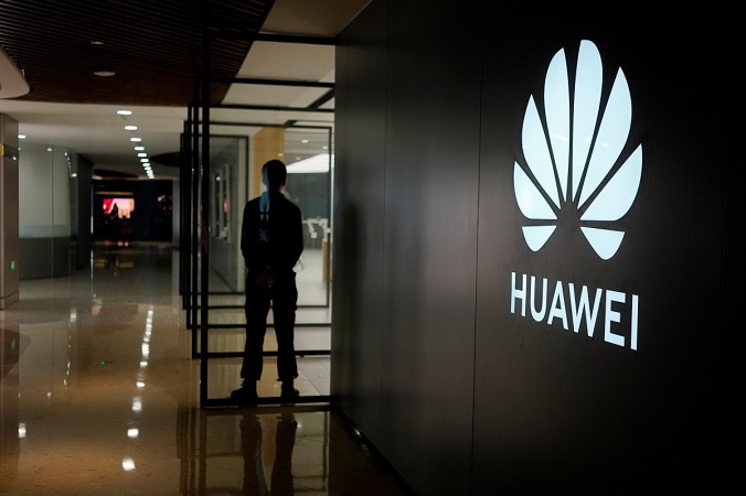 huawei-black.jpg