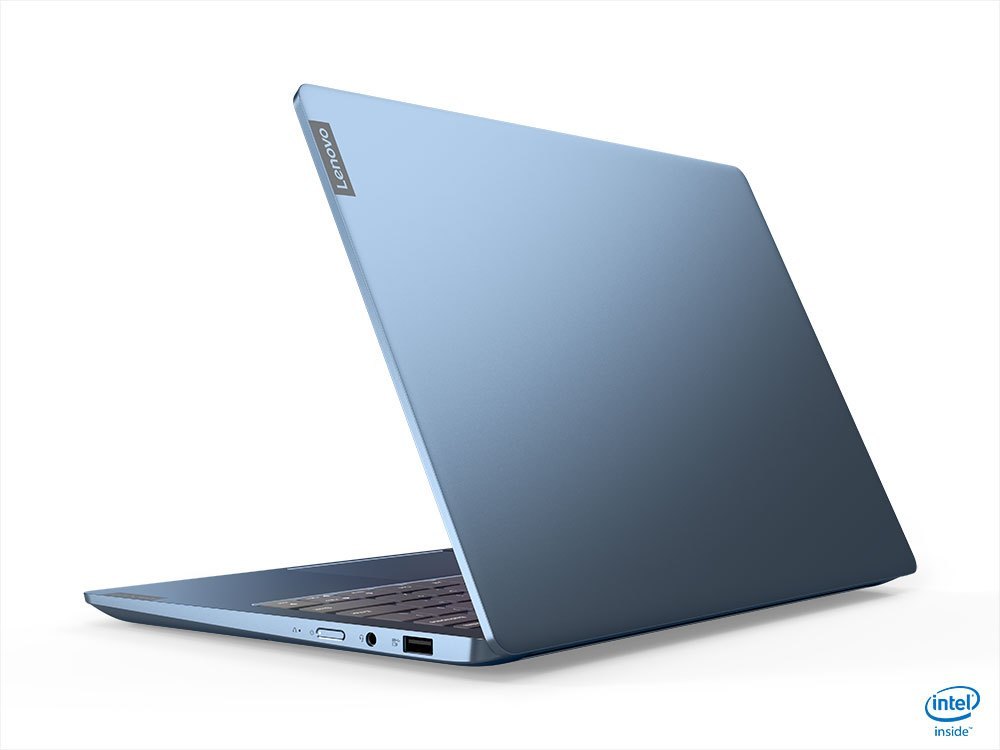 05_Ideapad_S540_13Inch_Hero_Rear_Facing_Left_Ice_Blue.jpg