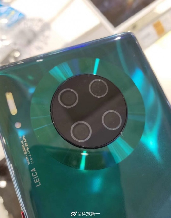mate30 (4).jpg