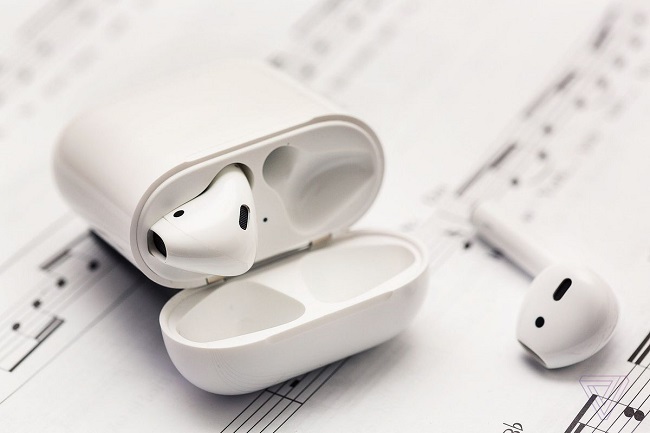 New-Apple-AirPods-2.jpeg