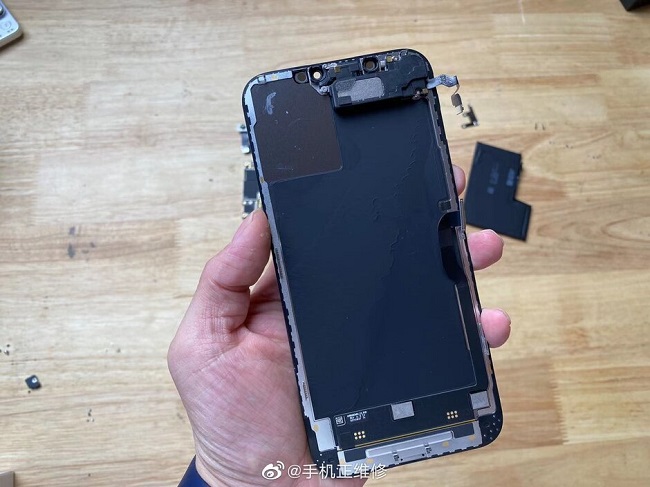 iPhone-12-Pro-Max-teardown.jpg