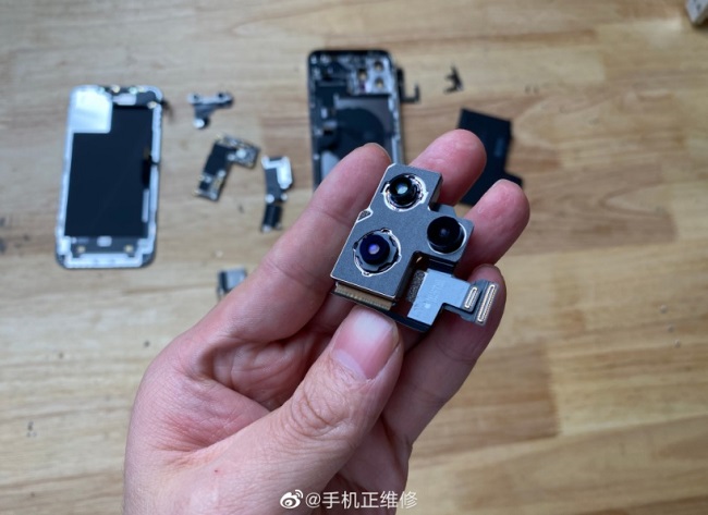 iPhone-12-Pro-Max-teardown2.jpg