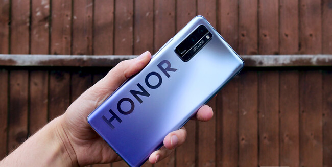 honor-30-pro-plus-review-rear-in-hand.jpeg