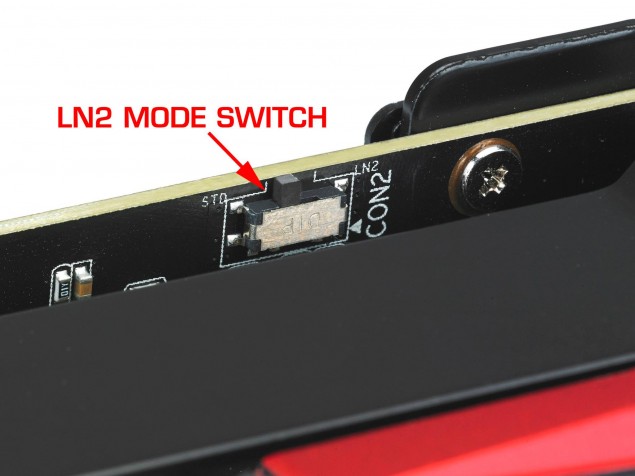 ASUS-ROG-MATRIX-GTX-780-Ti-Platinum-LN2-Switch-635x476