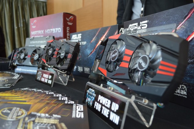 ASUS-Radeon-R9-280X-DirectCU-II-TOP-635x422
