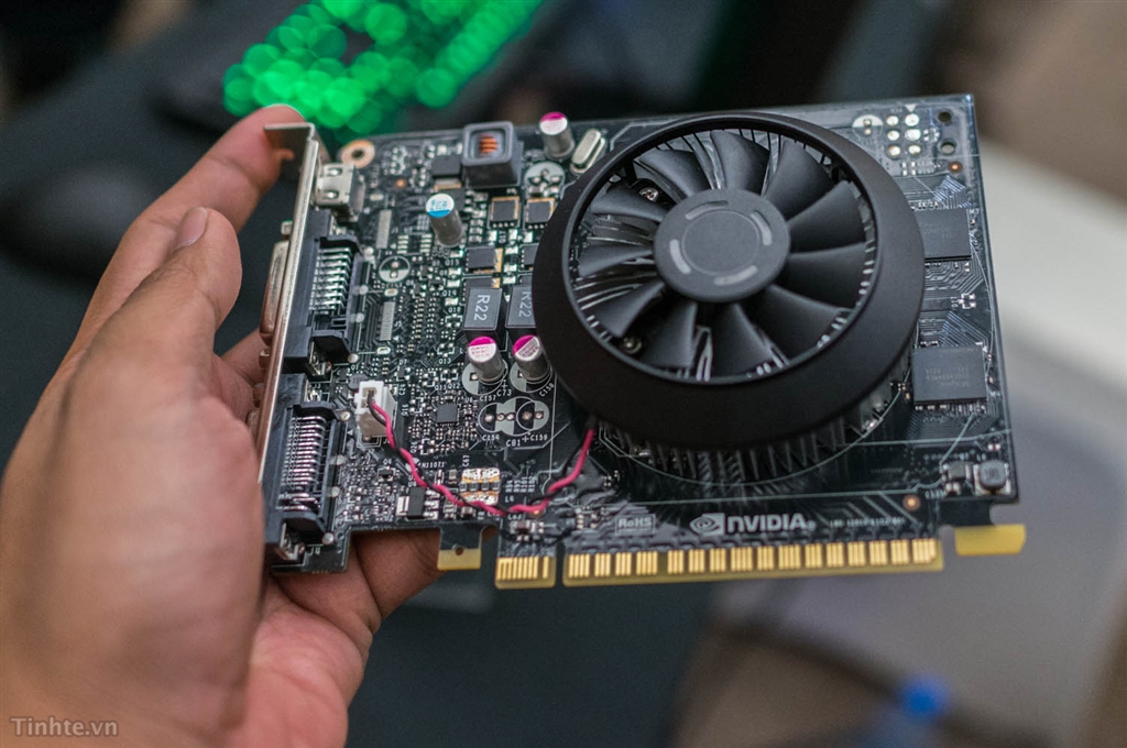 GeForce-GTX-750-Ti 4
