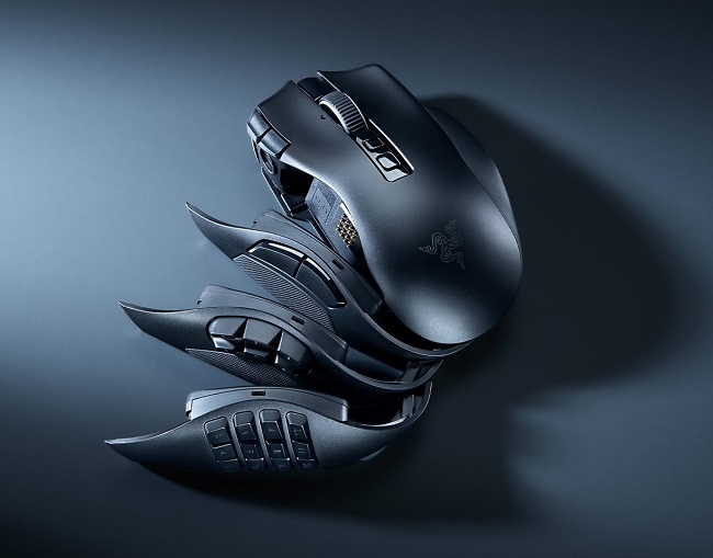 موس Razer Naga V3 Pro با دکمههای جانبی قابل تعویض