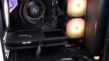 درخشش کارت گرافیک Arc B580 اینتل در گیمینگ تحت SteamOS